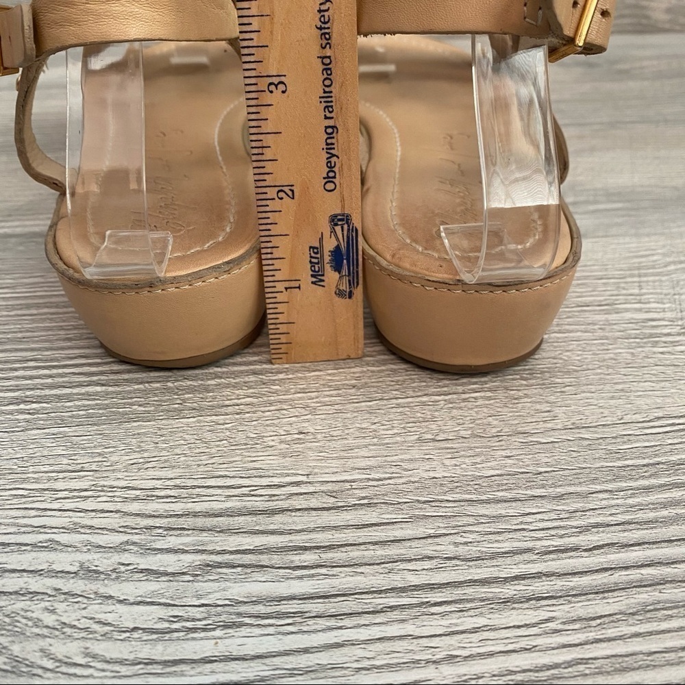 Elizabeth and James Cree leather blush taupe sandals size 8 t strap - Picture 4 of 11